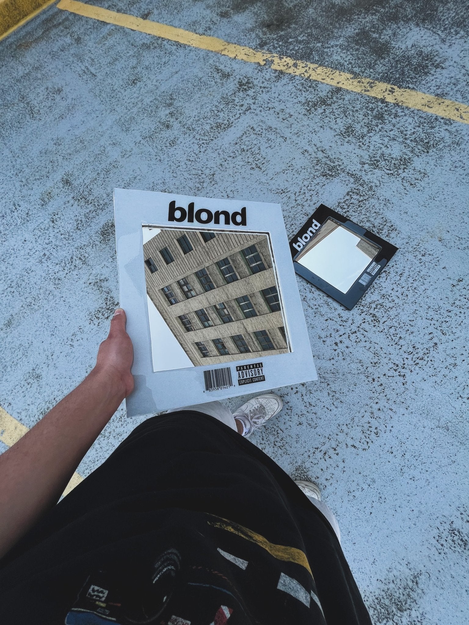 Blond Mirror